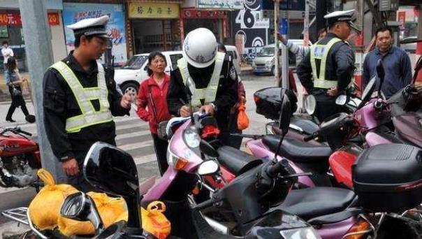 2018電動(dòng)車(chē)新規(guī)將行，最高時(shí)速超過(guò)25KM/h將被強(qiáng)制處理！