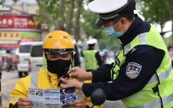 “一盔難求”的電動(dòng)自行車頭盔，你買對(duì)了嗎？