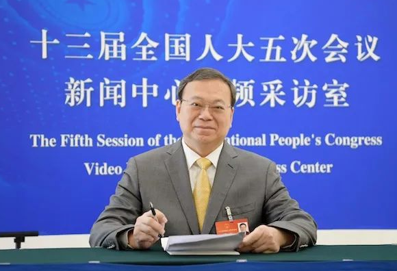 全國(guó)人大代表陳靖：建議加強(qiáng)電動(dòng)自行車(chē)鋰電池源頭管理